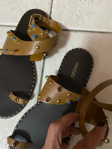 Sandália / Rasteira Arezzo Nova!!! Tamanho 38