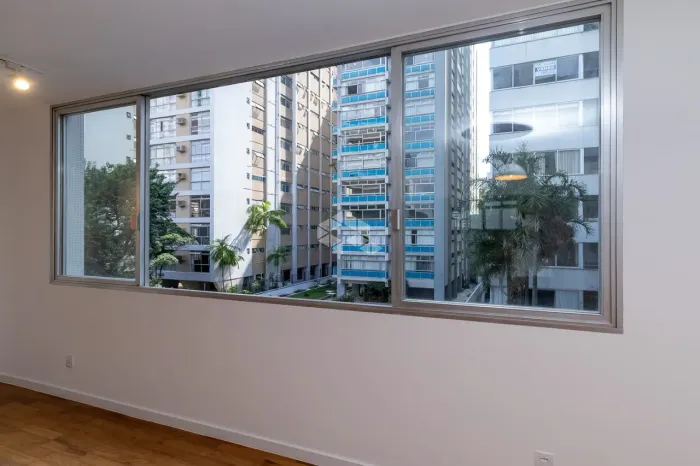- Apartamento reformado a venda Rua Maranhão em Higienópolis-SP-