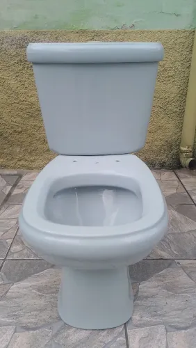 Vaso Sanitário acoplado completo,,,estado de novo(verde água bem clarinho)