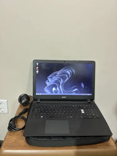 Notebook Acer Aspire ES1-572
