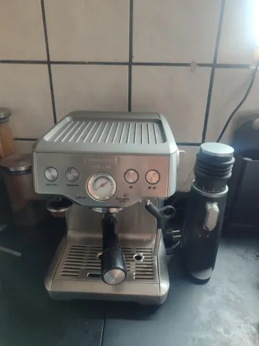 Cafeteira Tramontina by Breville Express + Moedor