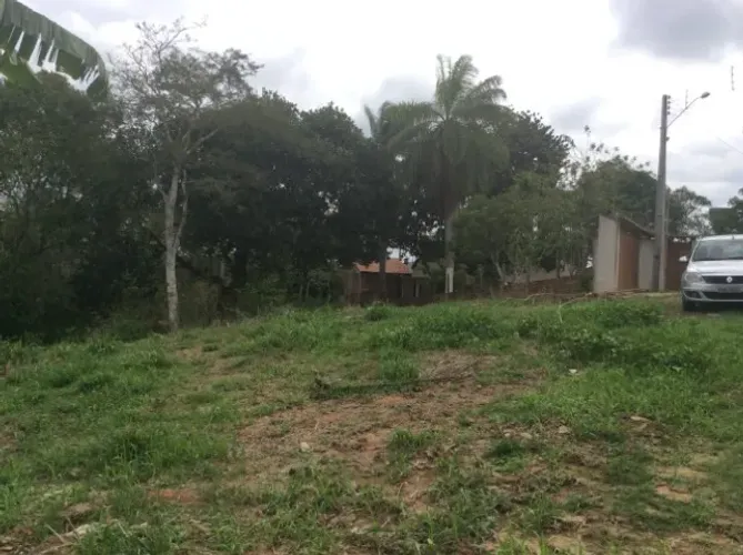 Privê das Jaqueiras, vendo lote 13 na Quadra X
