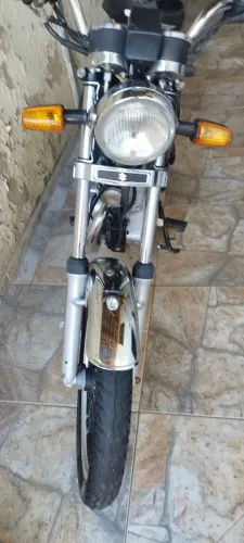 Suzuki intruder 125