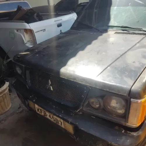 Mitsubishi L200 GLS 2.5 4X4 CD Diesel 2003