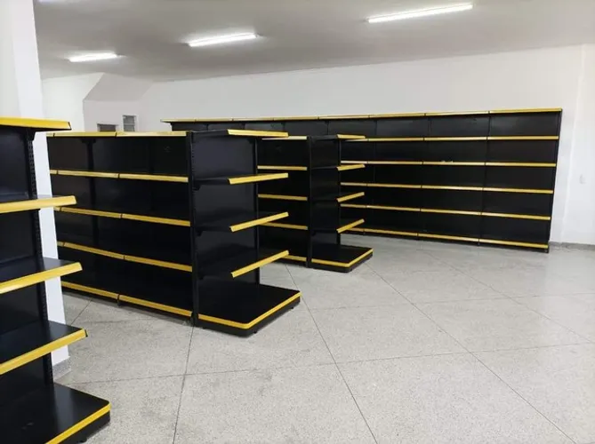 Gôndola Central a Pronta Entrega