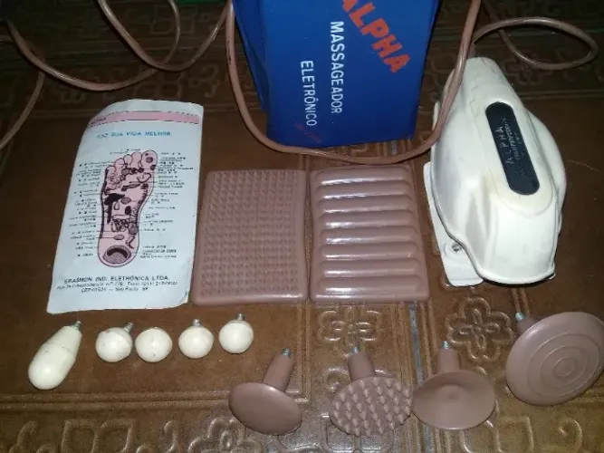 massageador anos 80,cafeteira elet. anos 60/70 kit panam anos 90