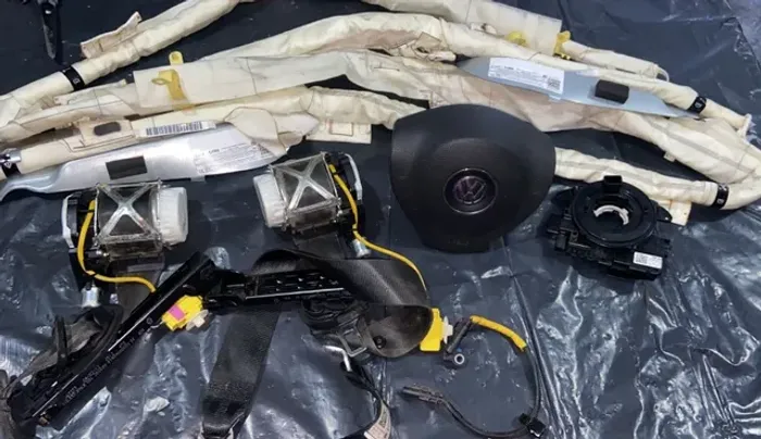 Kit airbag tiguan 2012 falta espoleta