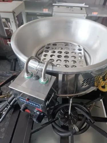 Manutenção de Tachos, Fritadeira, Forno, Masseiras, Batedores, Maq algodão doce, moedor...