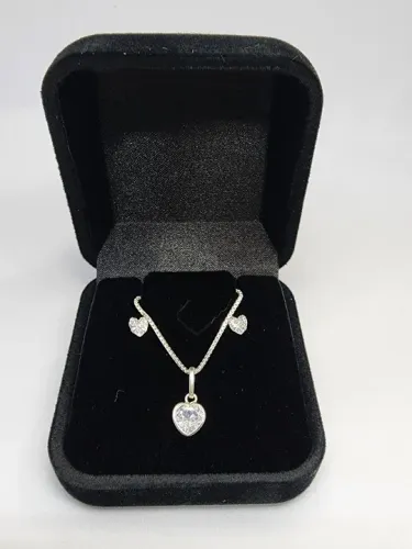 Conjunto de prata/ Aceitamos cartões