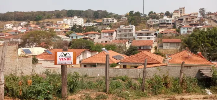 LT377 - Excelente lote de 409,40 m2 no Solar dos Lagos
