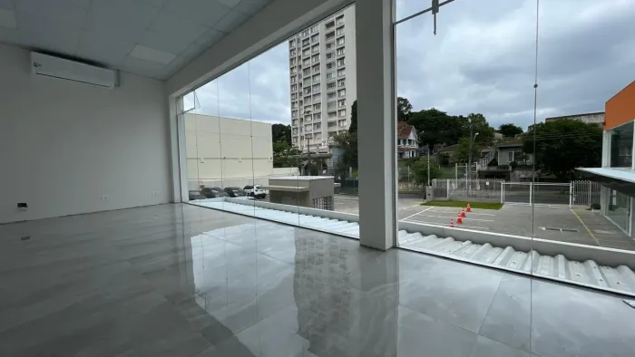 CENTRO COMERCIAL SPAZIO SÃO FRANCISCO - São Francisco - Curitiba - PrSOBRELOJA ESCRITORIO 