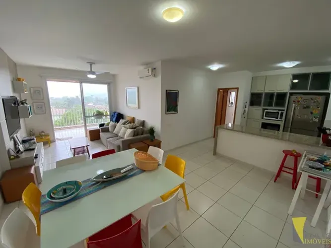 Belíssimo apartamento no condomínio Latitude 23, na praia do Itaguá