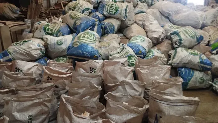 Lenha ensacada Eucalipto (Retalhos)
