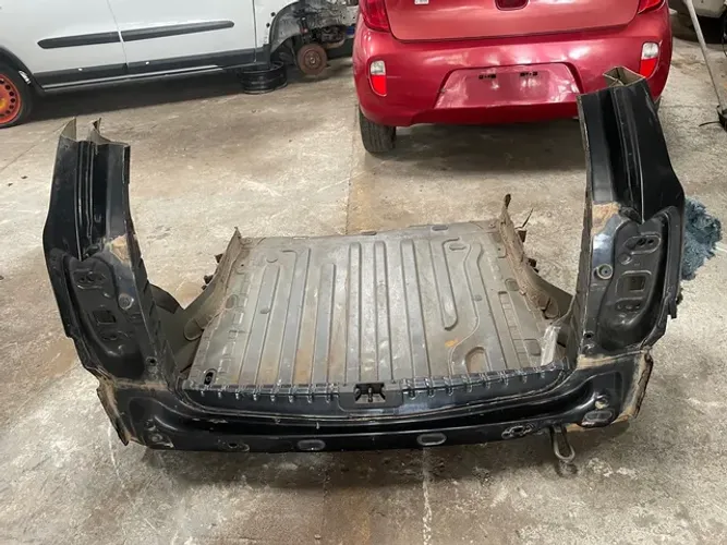 Painel traseiro com assoalho renalt duster 2012 a 2019 