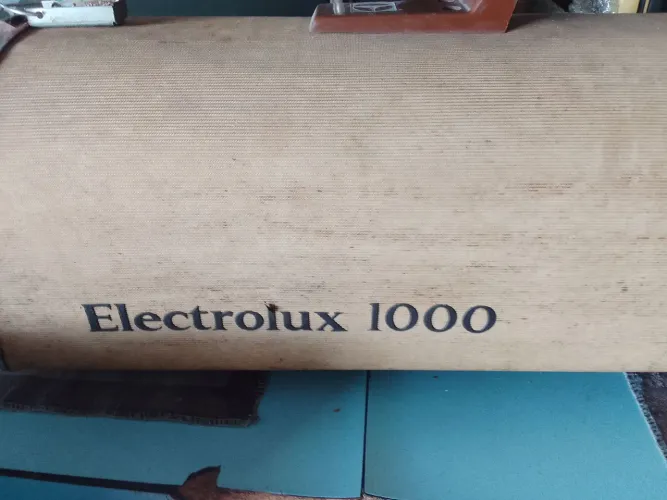 Aspirador de Pó Electrolux 1000