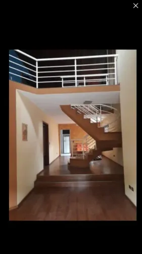 Casa em SJP, próximo centro, troca