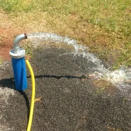 POÇO ARTESIANO COM MATERIAL E BOMBA