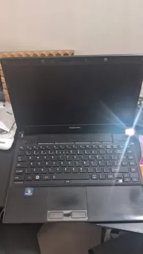 NOTEBOOK TOSHIBA MODELO 6235A PARA RETIRAR PEÇAS