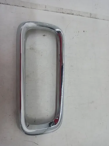 Moldura Grade Friso Cromado Jeep Renegade 16 Original Usado