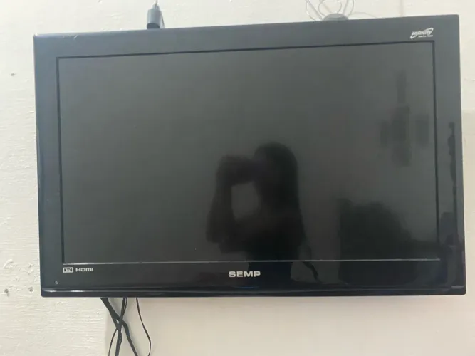 TV Semp LCD 32 polegadas