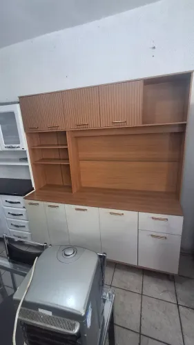 Armário de Cozinha Funcional e Elegante novo (mostruário)