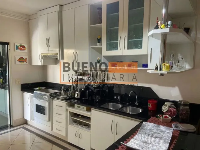 Casa na Vila Godoy com 4 quartos para locação e venda