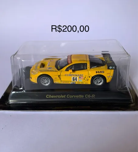 Miniatura Kyosho 1:64