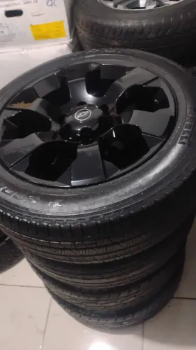 Rodas 20 S10 Triton apenas 4890 com pneus rodas semi novas