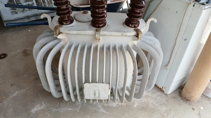 TRANSFORMADOR TRIFÁSICO 30KVA