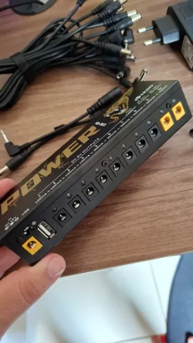 Fonte VEDO VD-SK3 para pedais - semelhante Caline - completa e funcionando perfeitamente