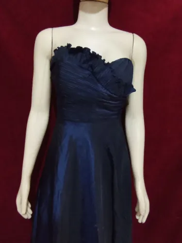 Vestido de festa azul tomara que caia