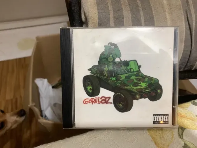 CD Gorillaz (2001)