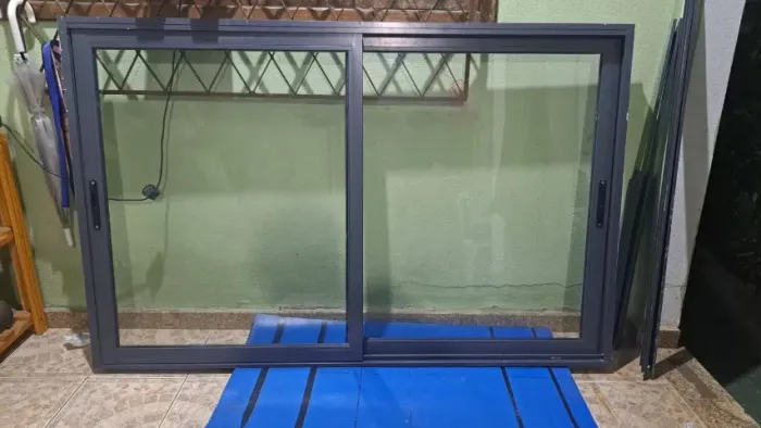 Janela Nova para vender rápido. ( OPORTUNIDADE ÚNICA )