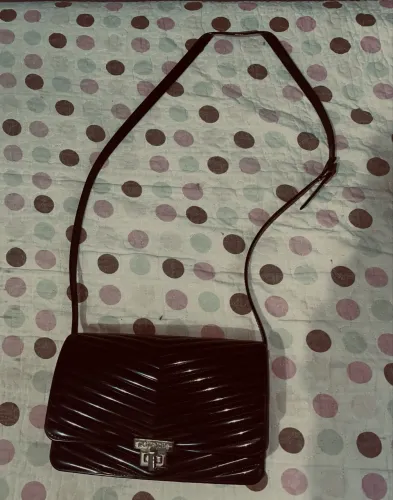 BOLSA PETIT JOLIE PRETA (alça regulável)