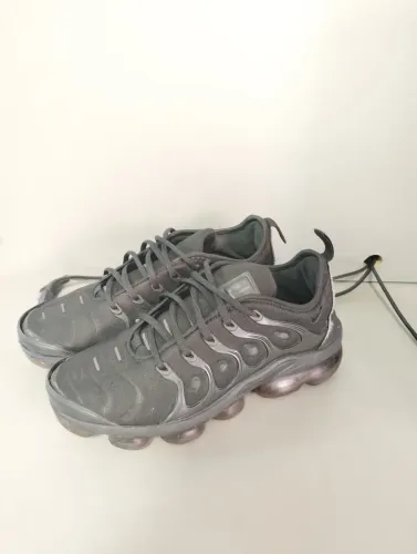 Tênis Nike Air Vapormax Plus