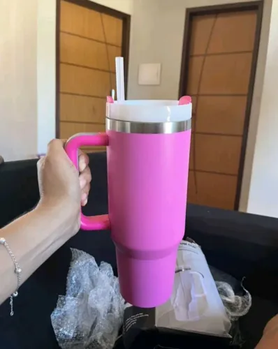 Garrafa Térmica Rosa com Alça e Canudo