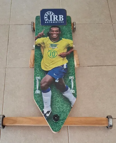Skate IRB - Com Rodas - Novo