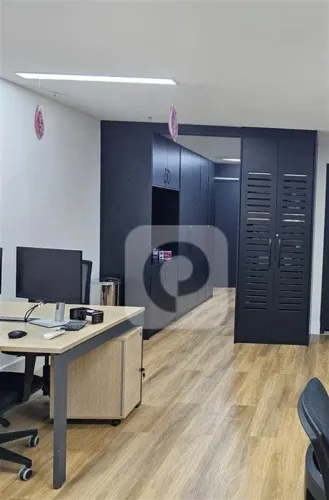 CEO Península Sala 44m² 1 Vaga 2 Banheiros Concierge Infraestrutura Serviços à Venda