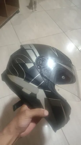 Capacete Norisk Preto Original Tamanho 56 -Usado em Bom estado