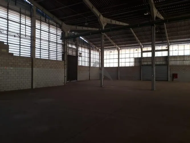 Galpão à venda em Campinas, Jardim do Lago Continuação, com 1773.5 m²