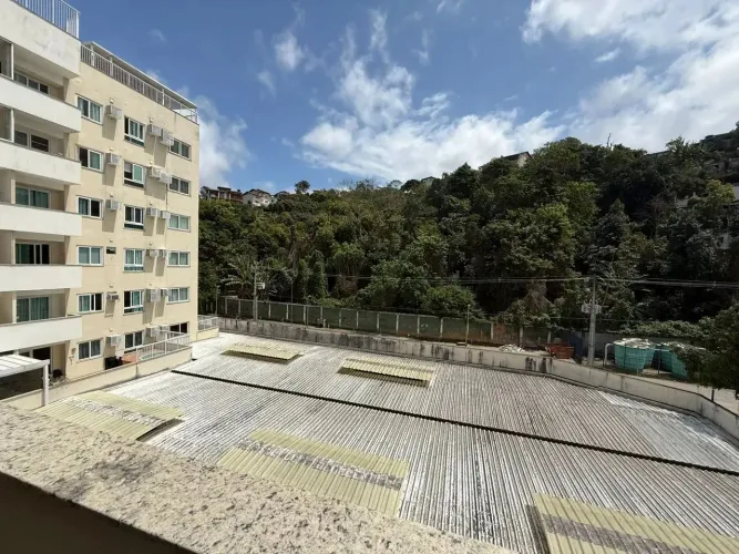 Imóvel para venda tem 60 metros quadrados com 2 quartos em Badu - Niterói - RJ