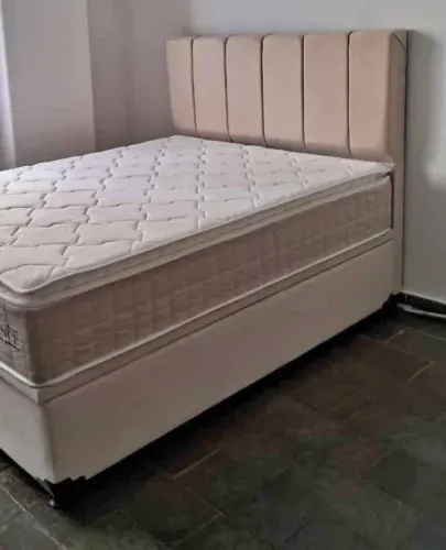 Cama Box com Cabeceira Estofada Elegante