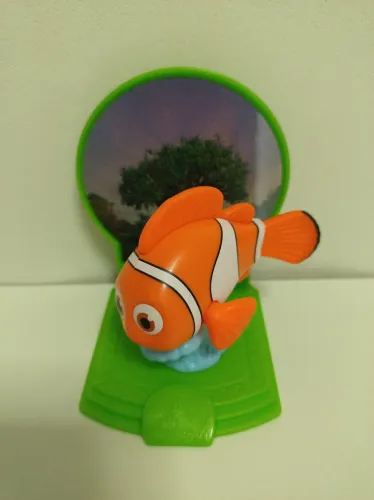 Miniatura Disney 50 anos - Nemo Procurando Nemo