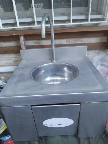 Lavatório de Aço Inox para Consultório/Hospital