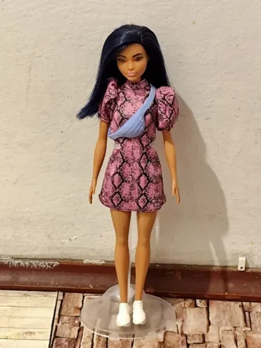 Boneca Barbie Fashionista #143 Oriental (Usado)