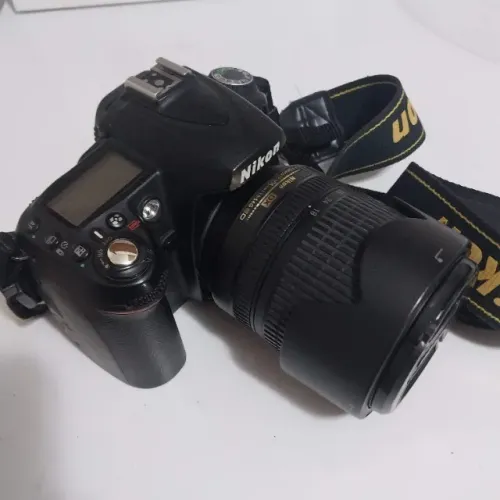 Câmera DSLR Nikon D90 Kit