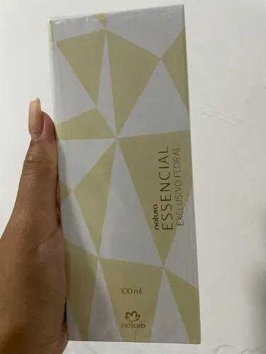 Perfume essencial exclusivo floral feminino natura