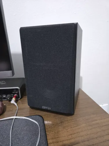 Edifier r980t