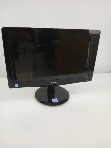 Monitor Philips 16" polegadas/ LED/ impecável/ com cabos e garantia 
