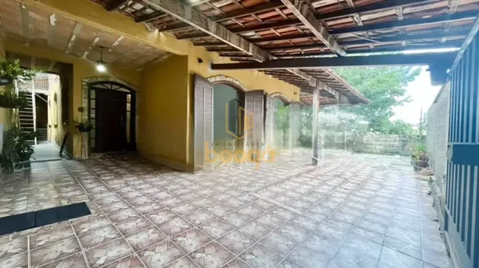 CASA | 1 GALPÃO | 2 LOJAS | CAIÇARA